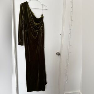 Elegant Olive Green Velvet Dress